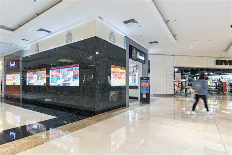 Prouds The Jewellers at Westfield Parramatta.
